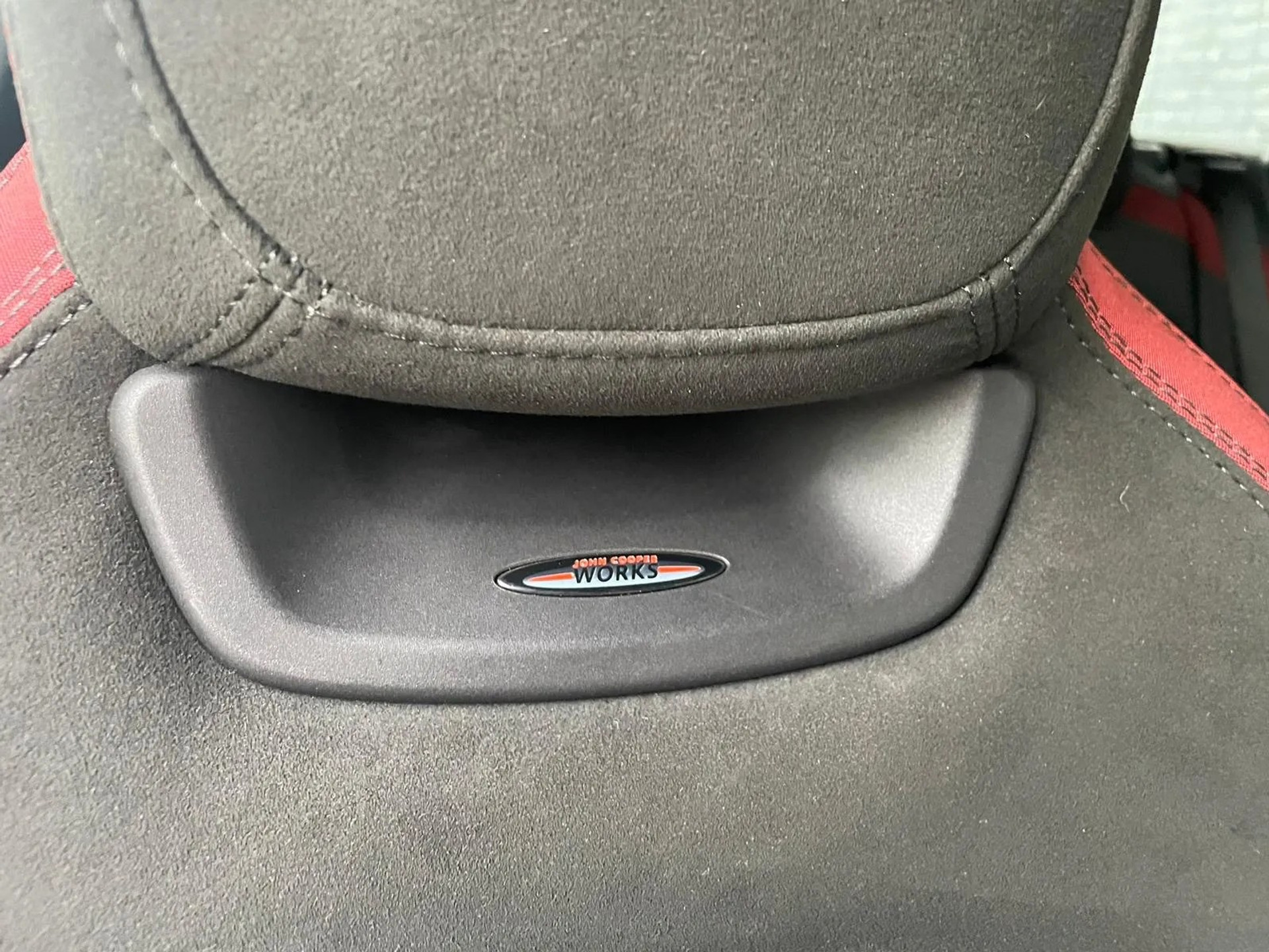 39920784-33.jpg